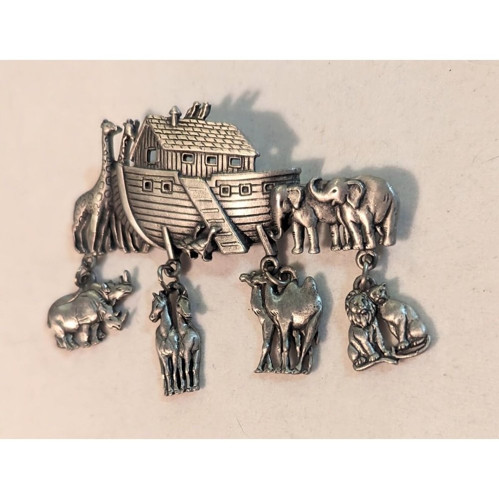 Vintage Noah's Ark Bible Christianity Brooch Pin Silver Tone Metal Signed JJ - Picture 4 of 6